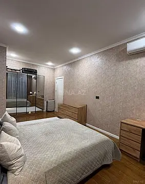 Satılır 3 otaqlı mənzil 95 m²