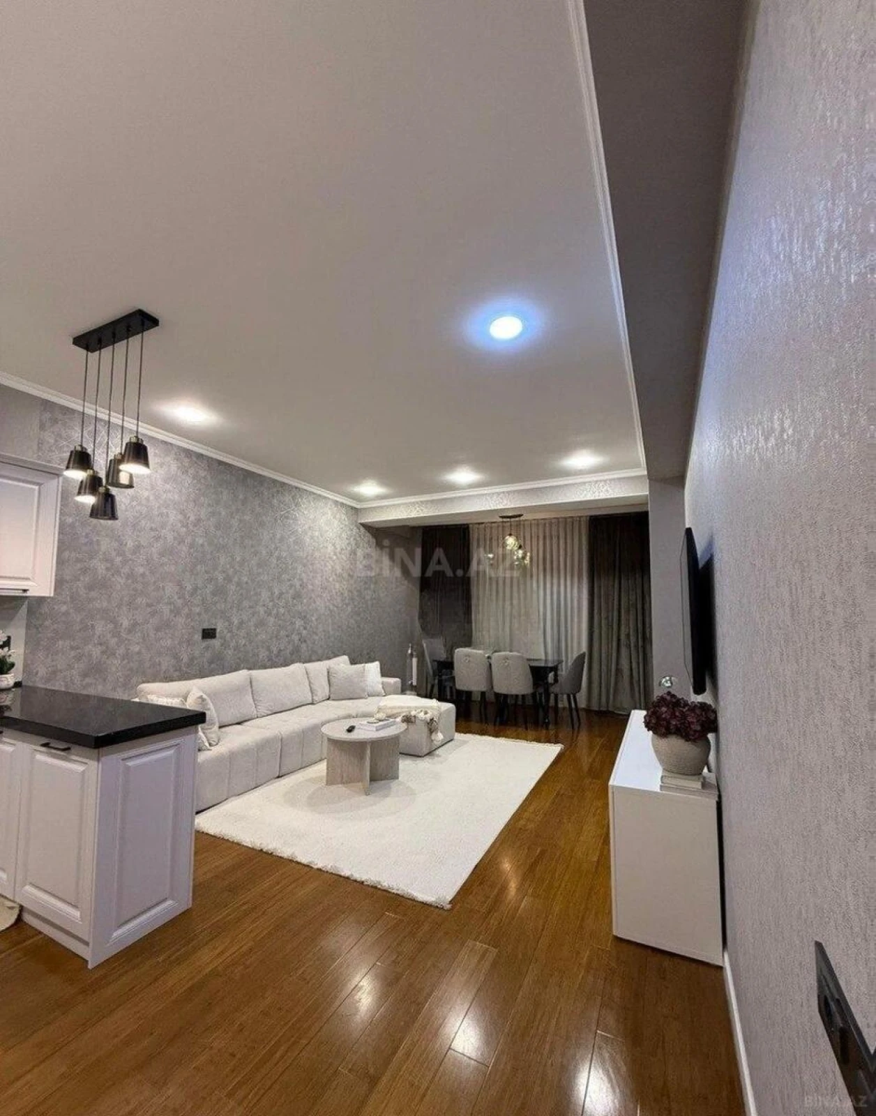 Satılır 3 otaqlı mənzil 95 m²