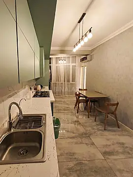 Satılır 3 otaqlı mənzil 150 m²