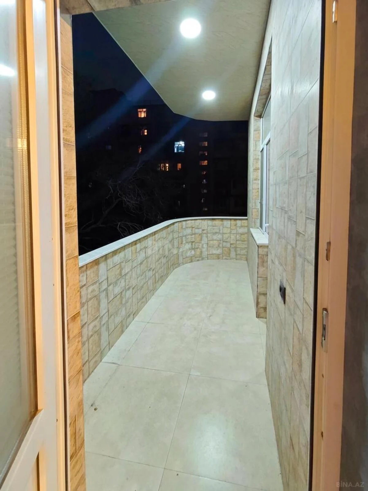 Satılır 3 otaqlı mənzil 150 m²