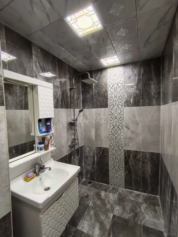 Kirayə verilir 3 otaqlı mənzil 77 m²