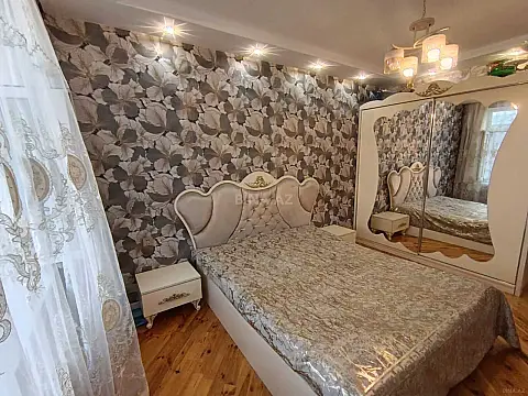 Kirayə verilir 3 otaqlı mənzil 77 m²