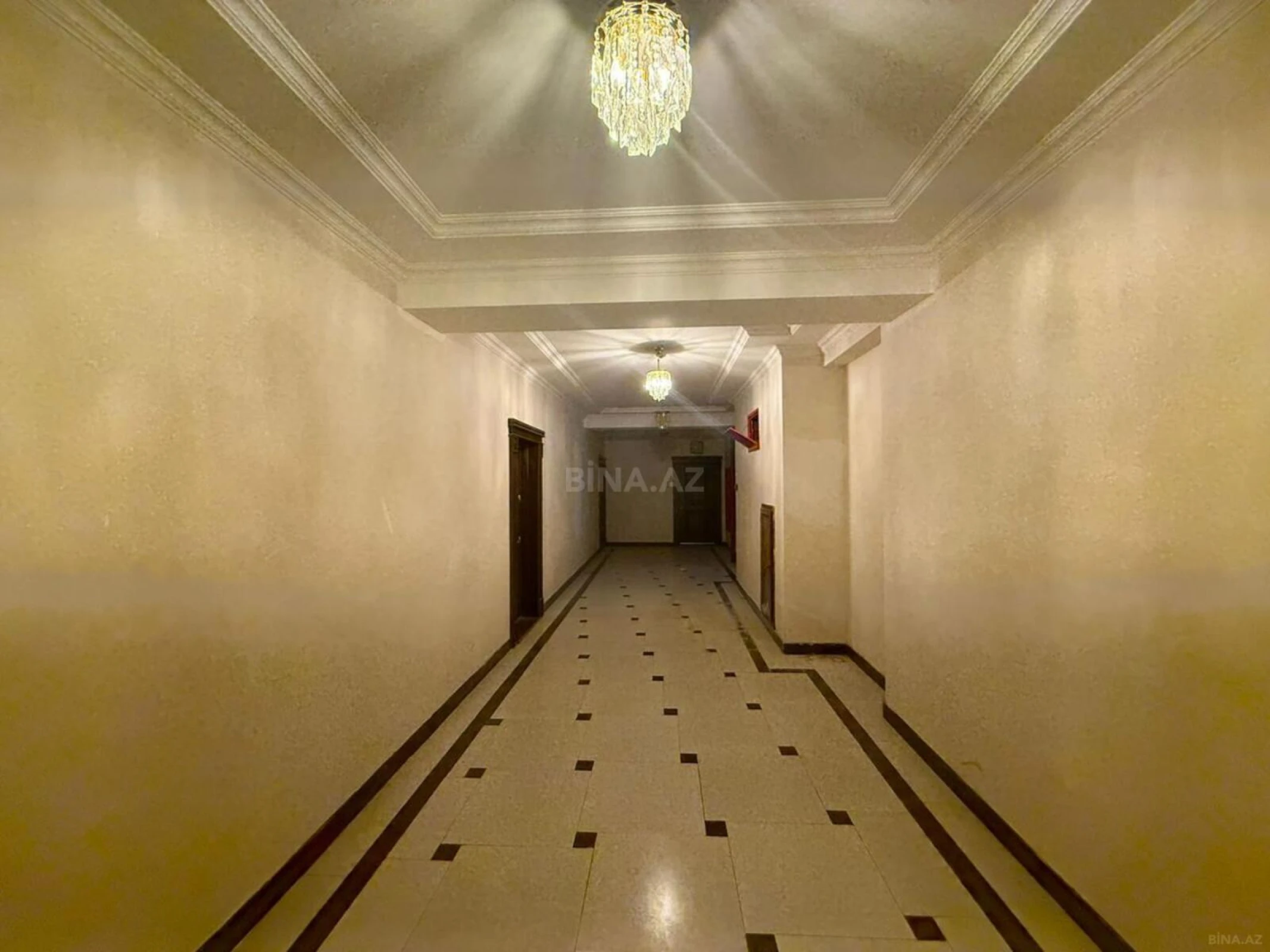 Satılır 2 otaqlı mənzil 80 m²