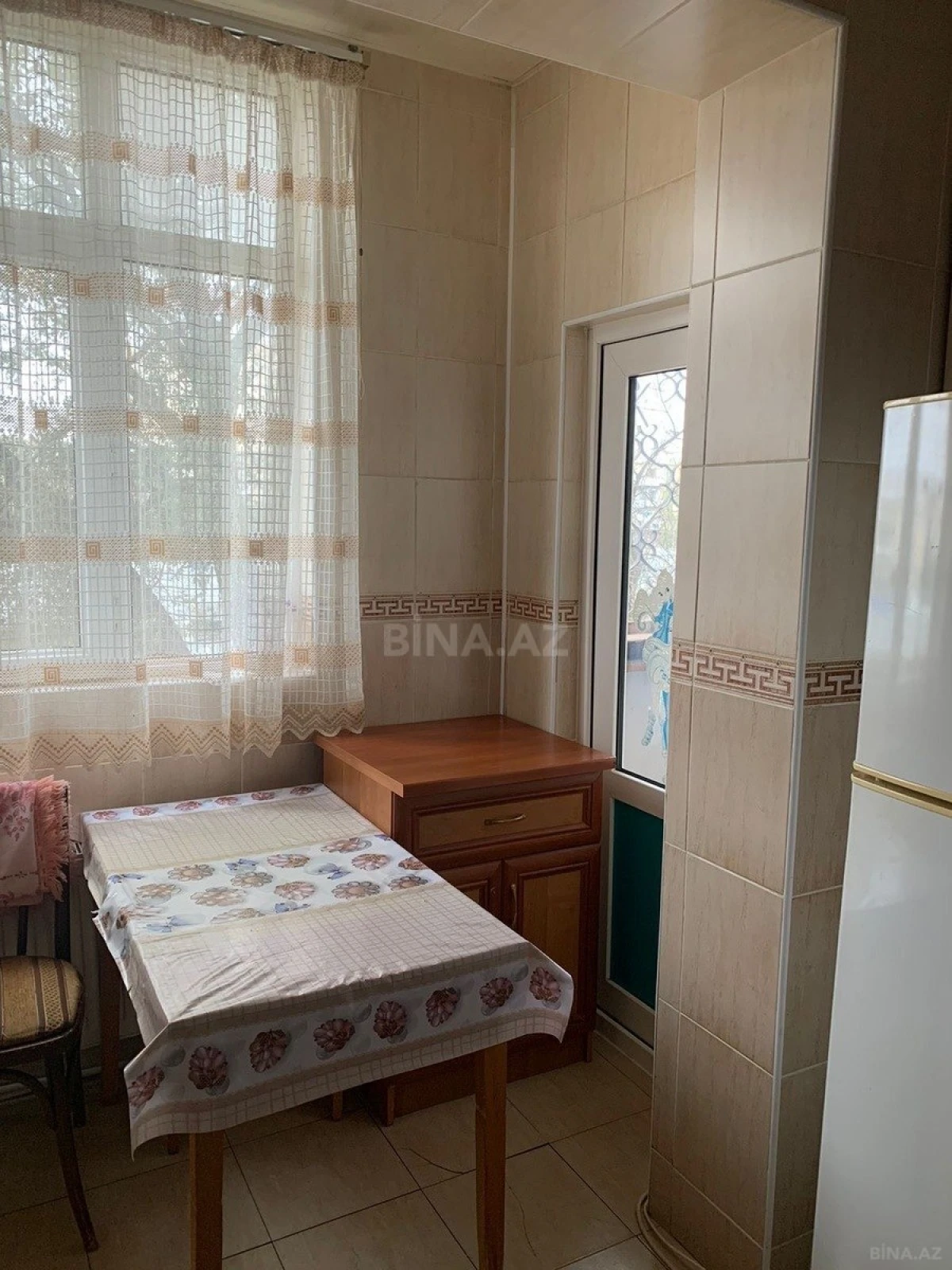 Kirayə verilir 2 otaqlı mənzil 65 m²
