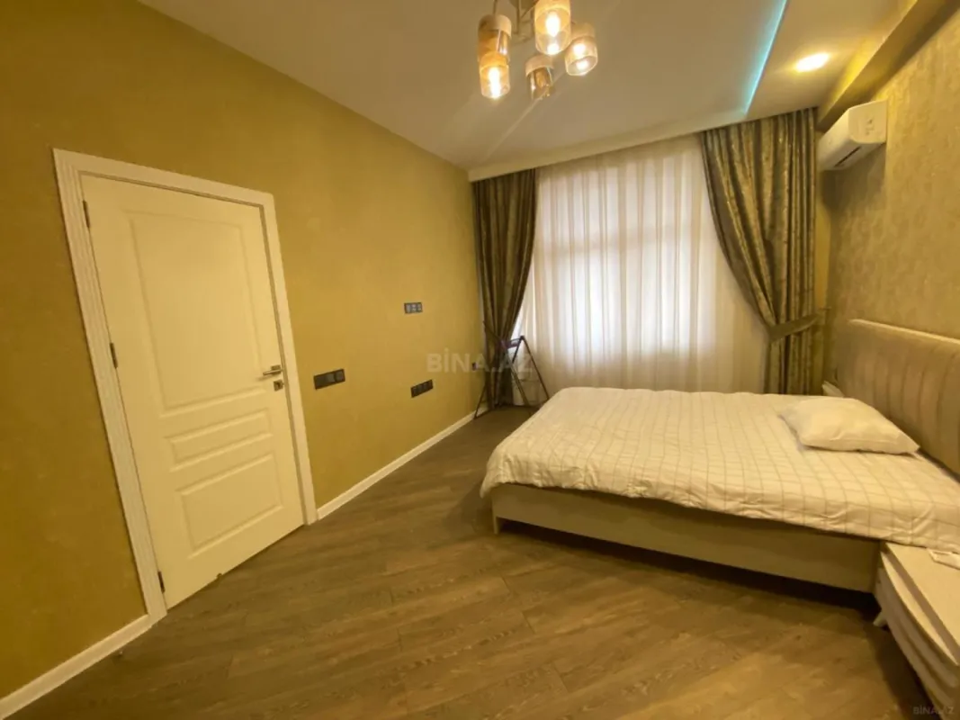 Kirayə verilir 3 otaqlı mənzil 110 m²