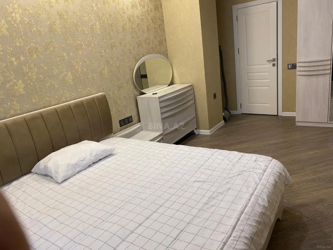 Kirayə verilir 3 otaqlı mənzil 110 m²