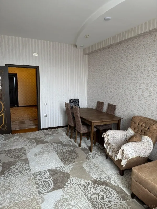 Satılır 3 otaqlı mənzil 120 m²