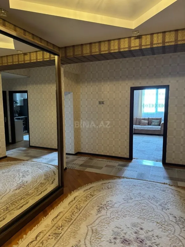 Satılır 3 otaqlı mənzil 120 m²