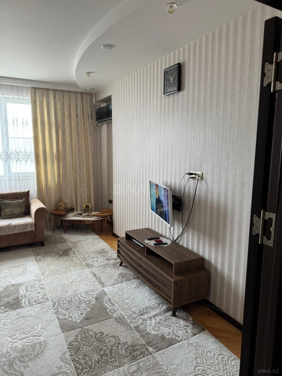 Satılır 3 otaqlı mənzil 120 m²