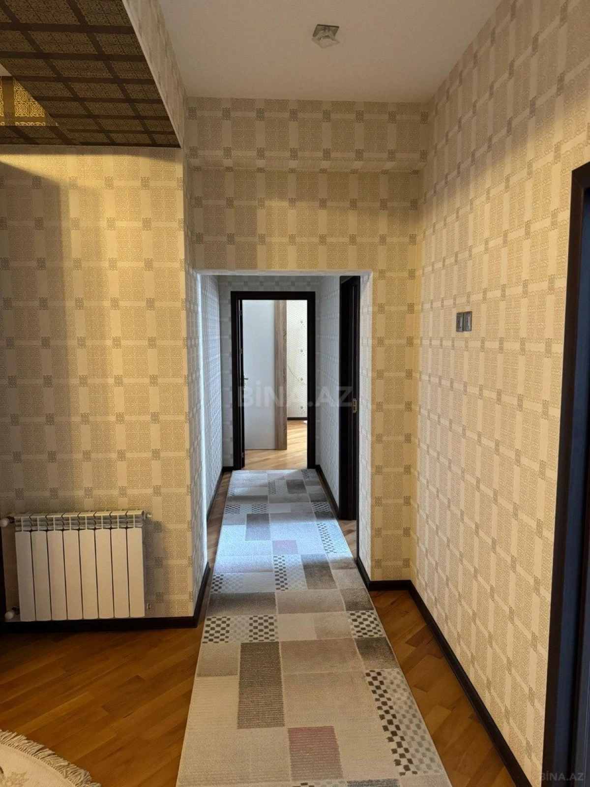 Satılır 3 otaqlı mənzil 120 m²