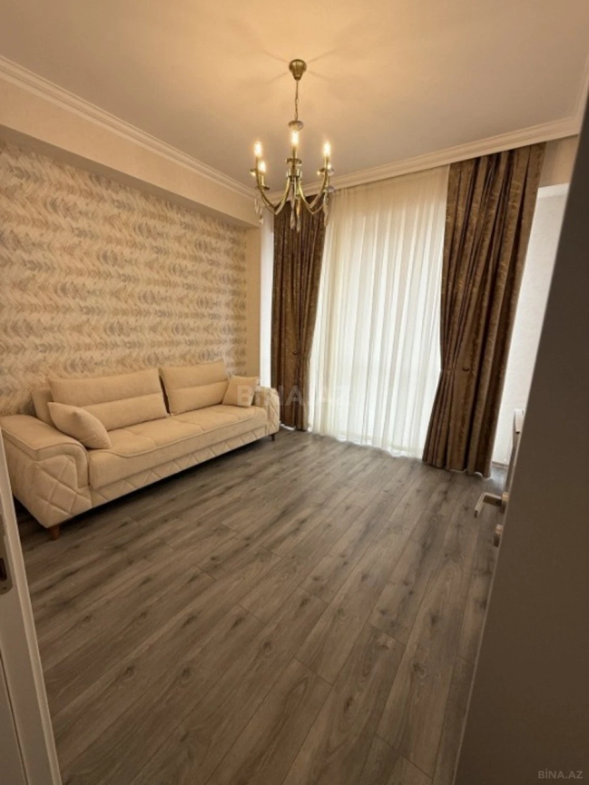 Satılır 2 otaqlı mənzil 55 m²