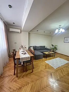 Kirayə verilir 2 otaqlı mənzil 70 m² — Bakı, Nəsimi 2 otaq 70.00 m²