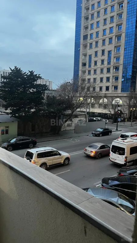 Satılır 3 otaqlı mənzil 95 m²