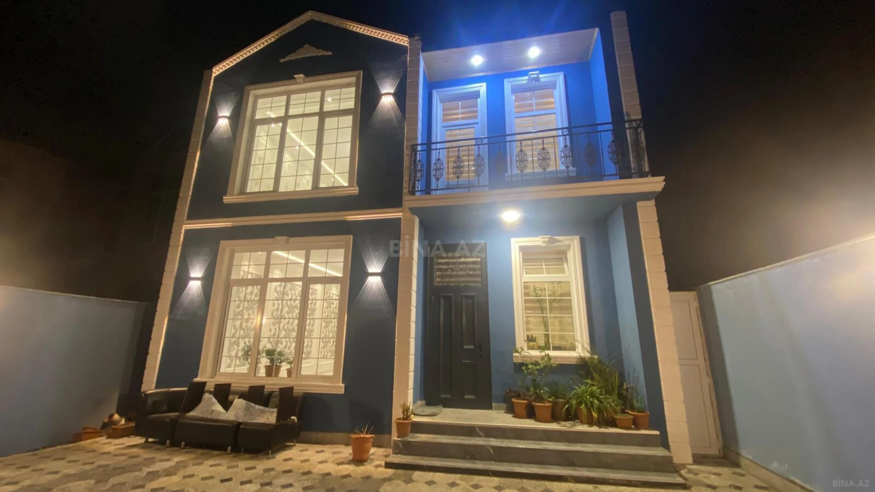 Satılır 4 otaqlı həyət evi 100 m²