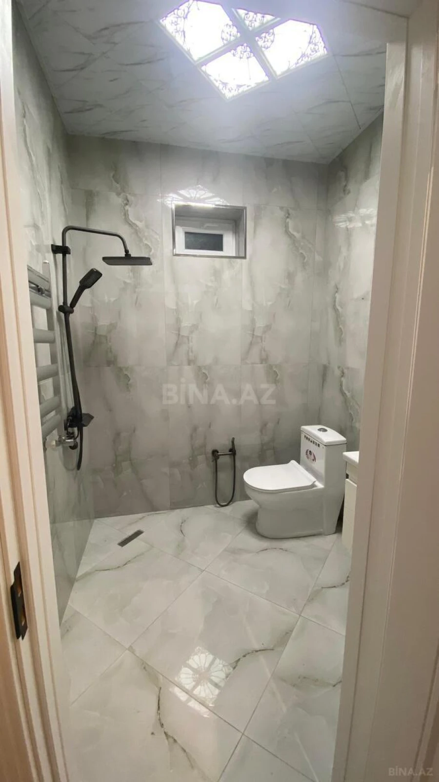 Satılır 4 otaqlı həyət evi 100 m²