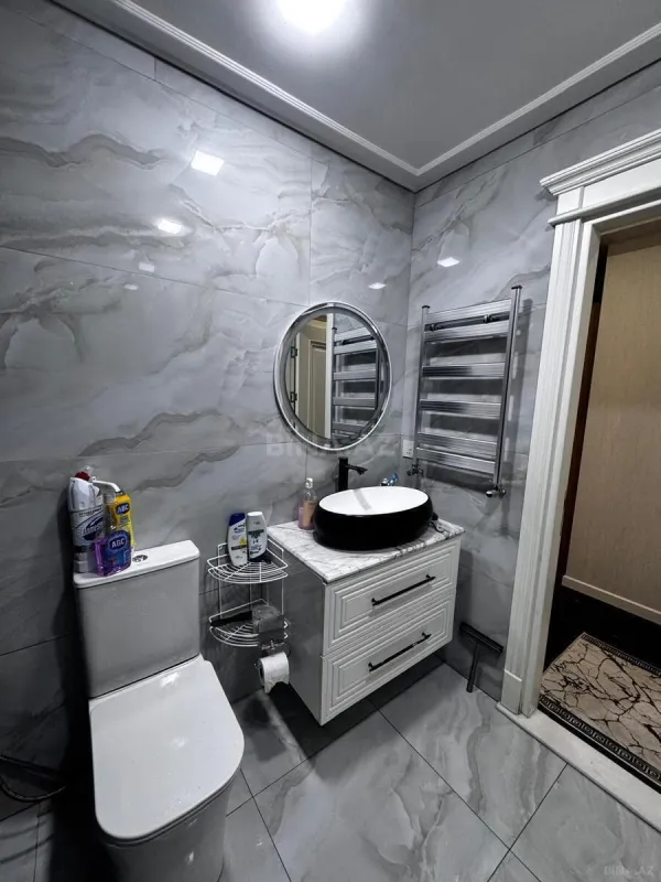 Satılır 4 otaqlı mənzil 128 m²