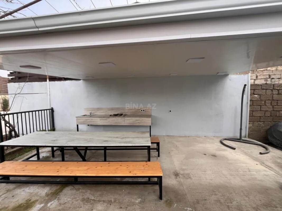 Satılır 5 otaqlı həyət evi 120 m²