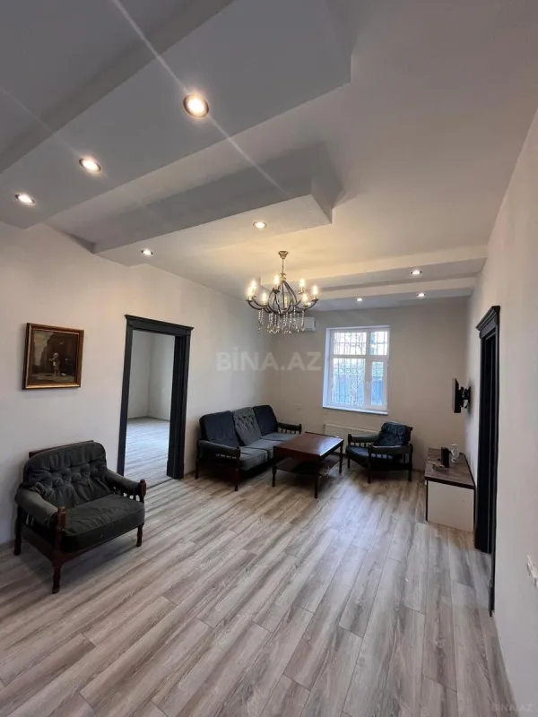 Satılır 5 otaqlı həyət evi 120 m²