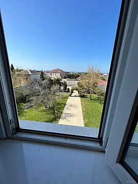 Kirayə verilir 5 otaqlı həyət evi 370 m²