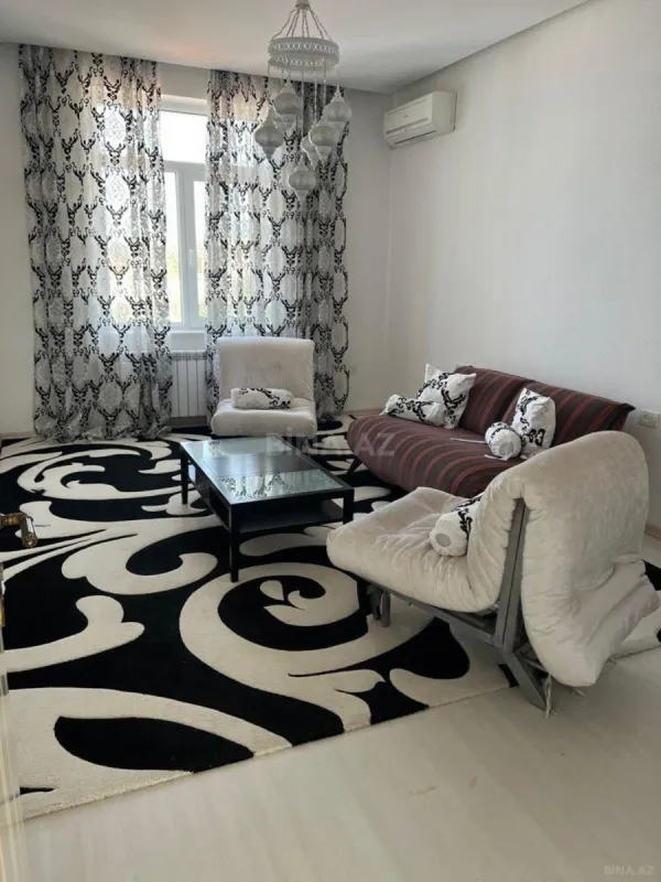 Kirayə verilir 5 otaqlı həyət evi 370 m²