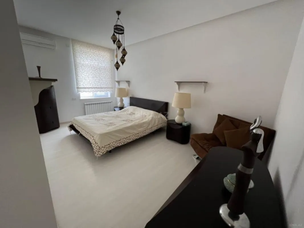 Kirayə verilir 5 otaqlı həyət evi 370 m²