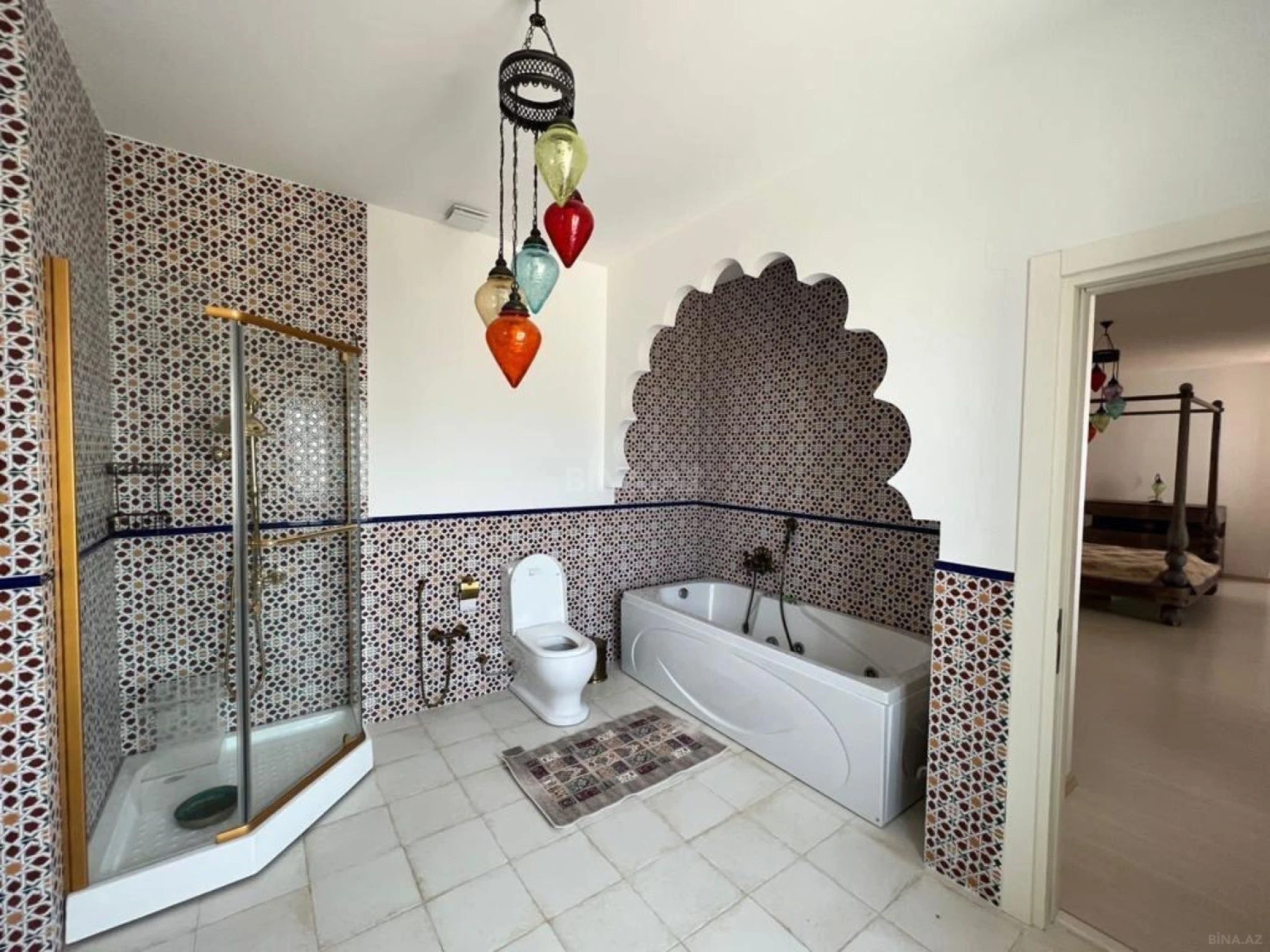 Kirayə verilir 5 otaqlı həyət evi 370 m²