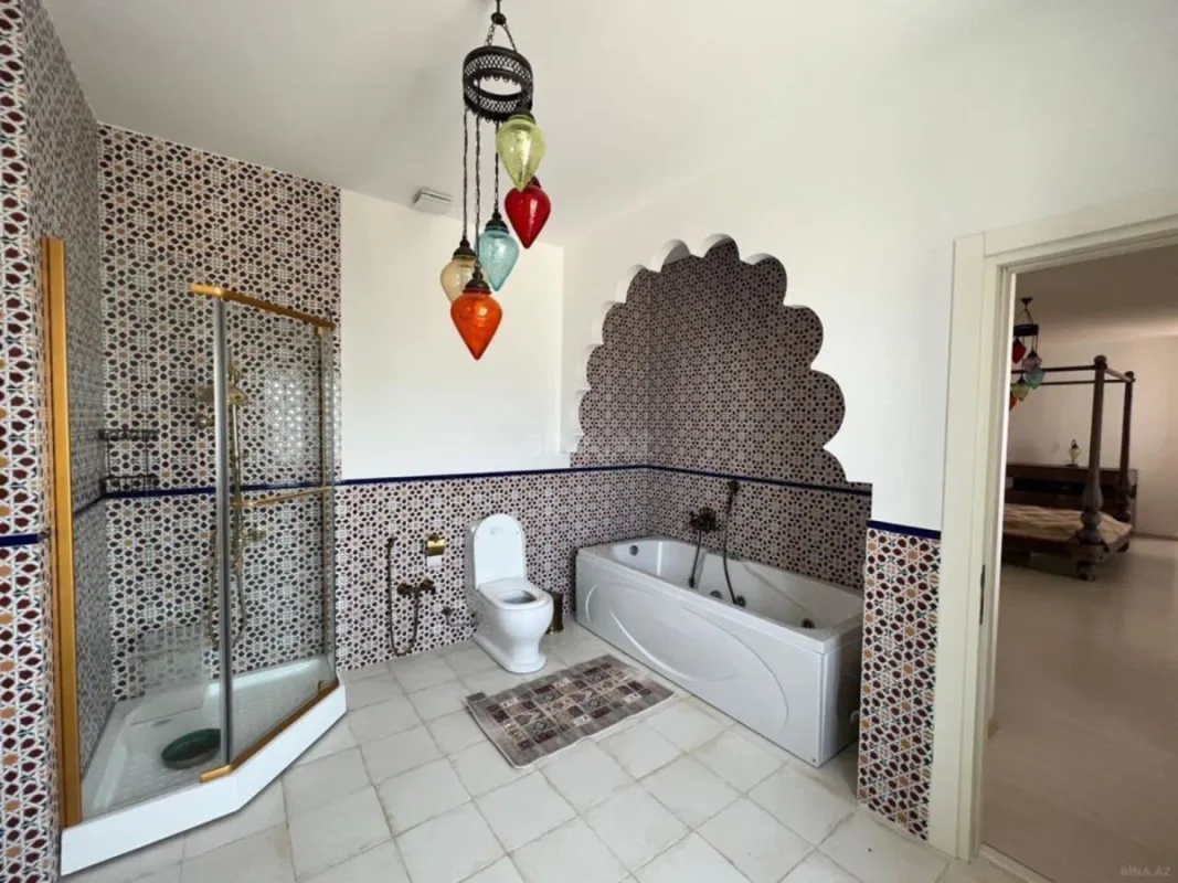 Kirayə verilir 5 otaqlı həyət evi 370 m²