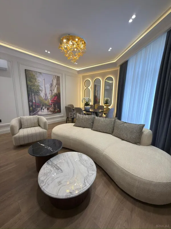 Satılır 3 otaqlı mənzil 123 m²
