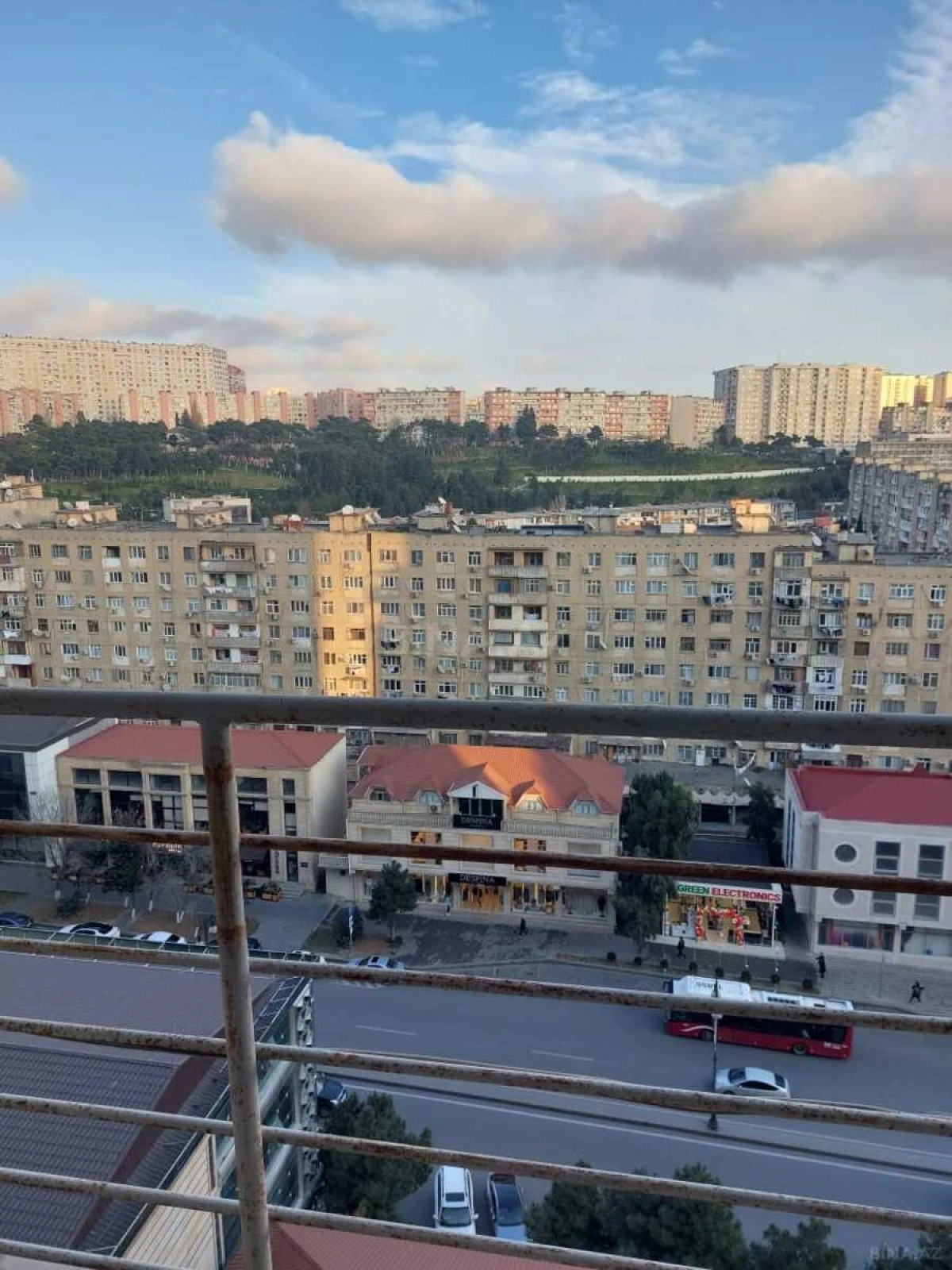 Kirayə verilir 2 otaqlı mənzil 120 m²