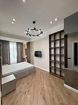 Satılır 3 otaqlı mənzil 118 m²