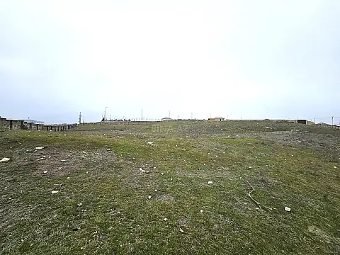 Satılır torpaq sahəsi 100 m²