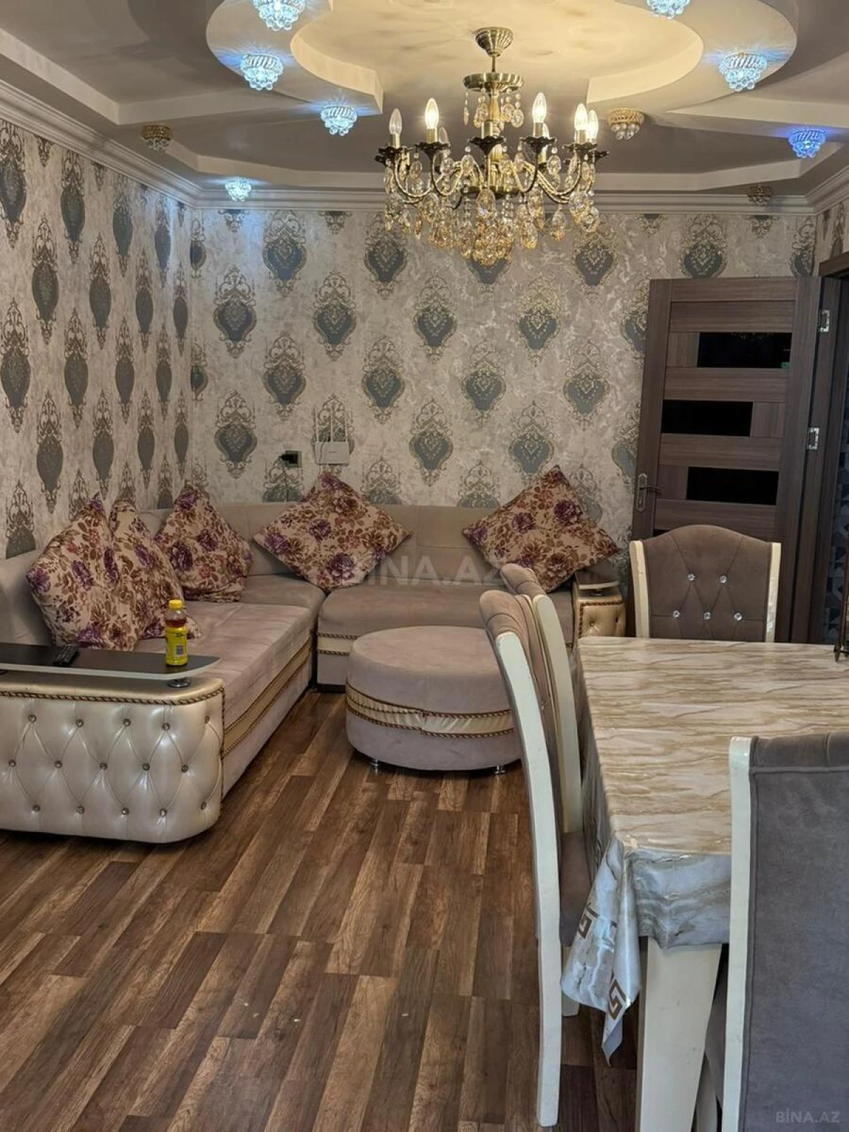 Kirayə verilir 2 otaqlı mənzil 45 m²
