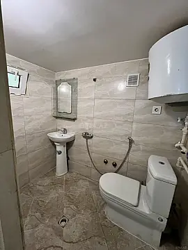 Satılır obyekt 67 m²