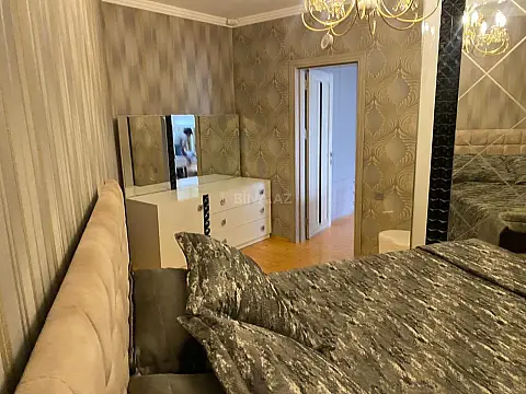 Satılır 3 otaqlı mənzil 92 m²