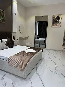 Satılır obyekt 210 m²