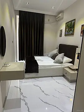 Satılır obyekt 210 m²