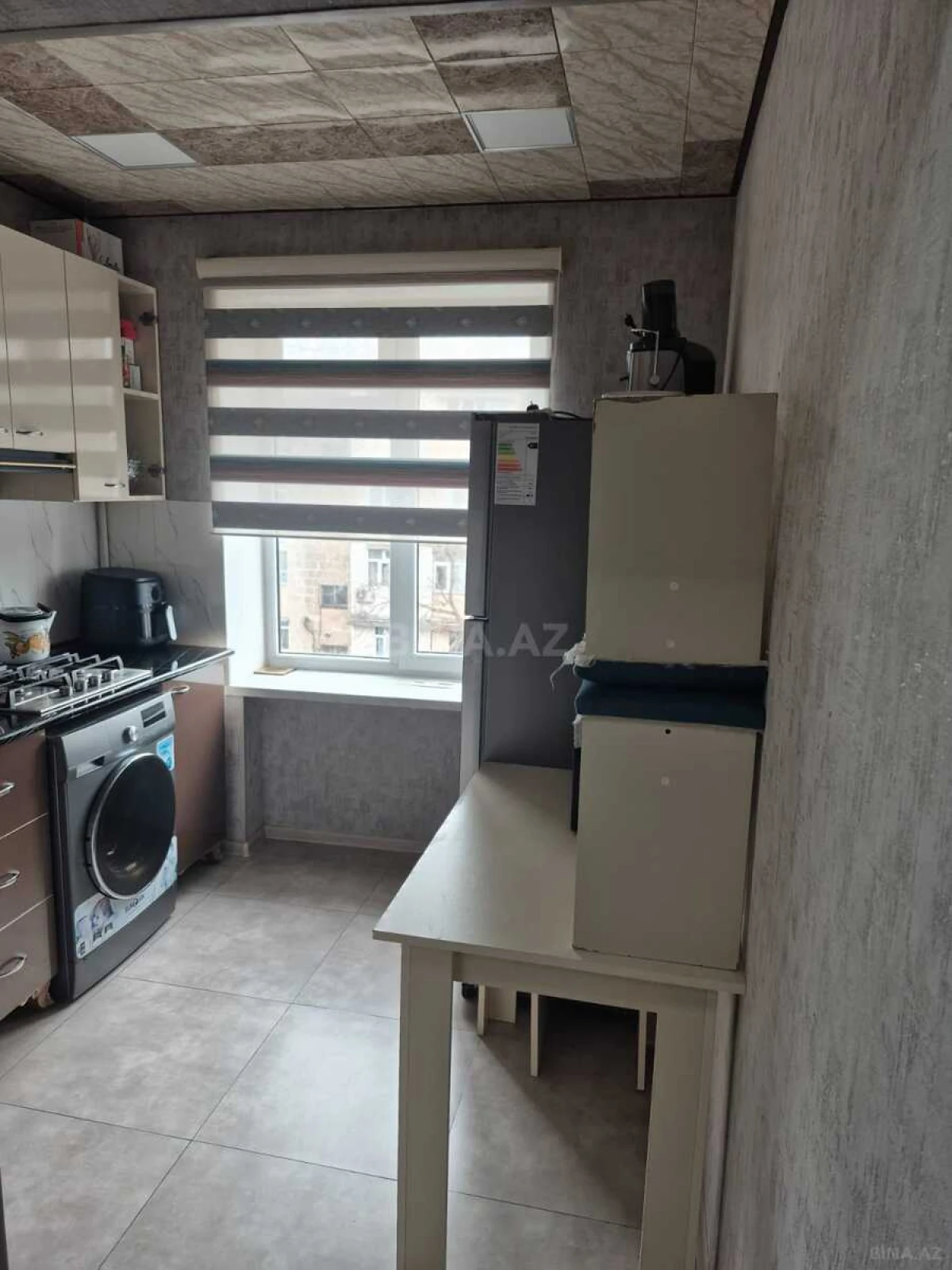 Satılır 4 otaqlı mənzil 90 m²