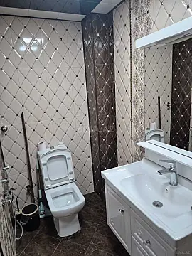 Satılır 4 otaqlı mənzil 90 m²