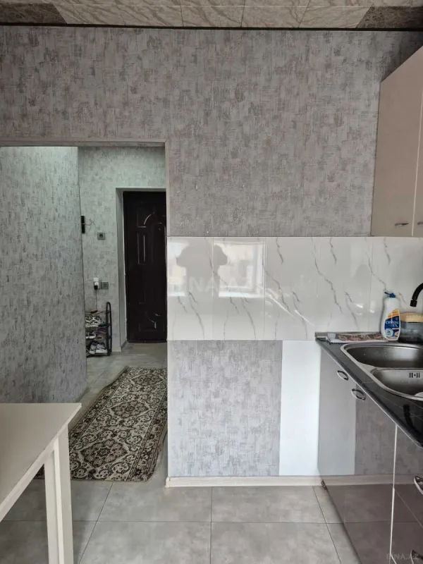 Satılır 4 otaqlı mənzil 90 m²