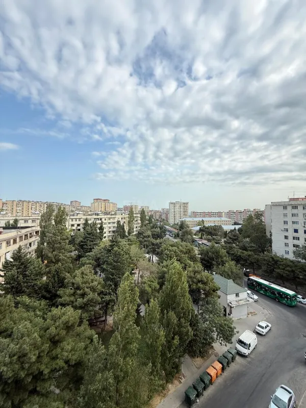 Satılır 3 otaqlı mənzil 108 m²