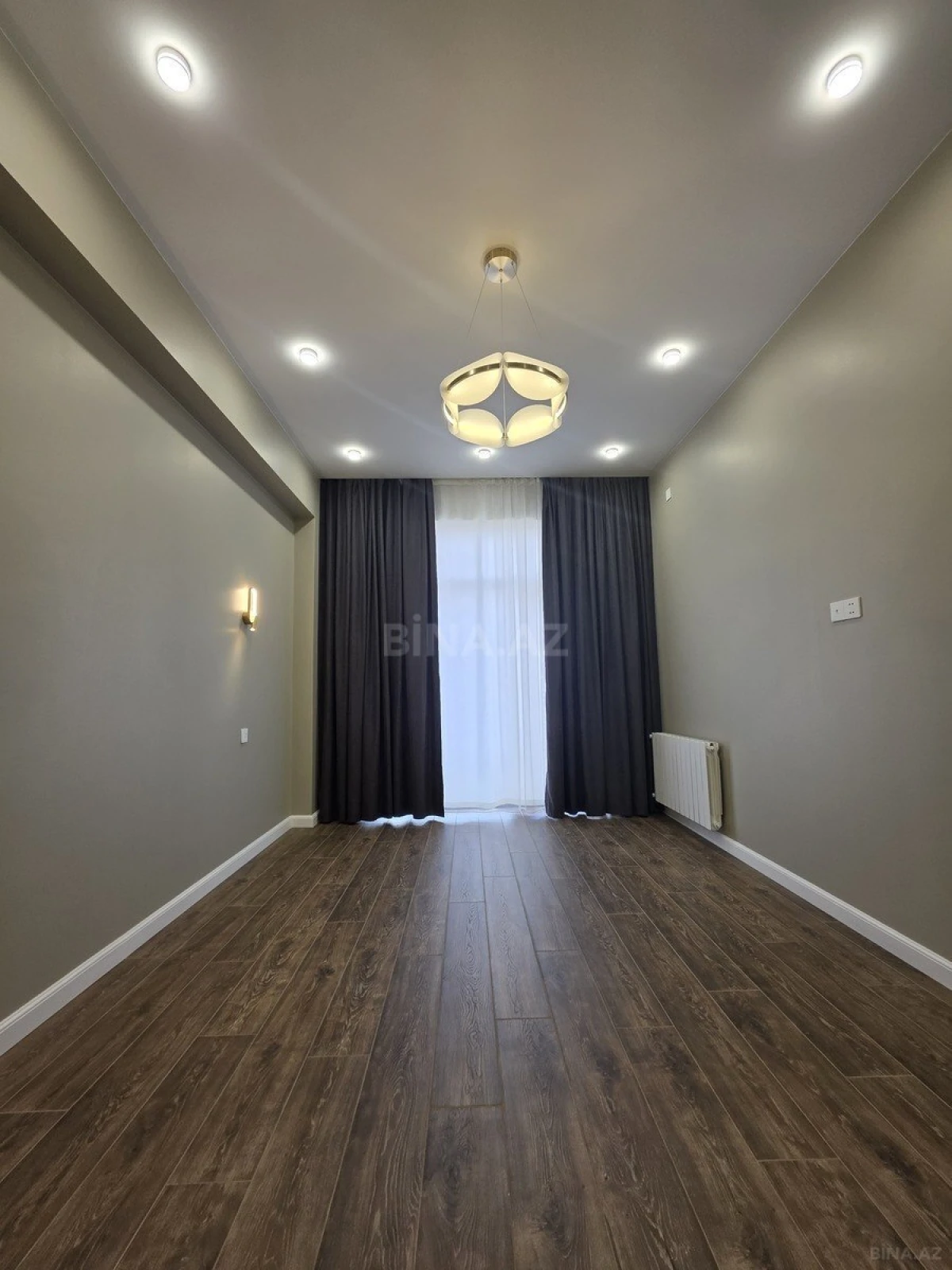 Satılır 2 otaqlı mənzil 65 m²