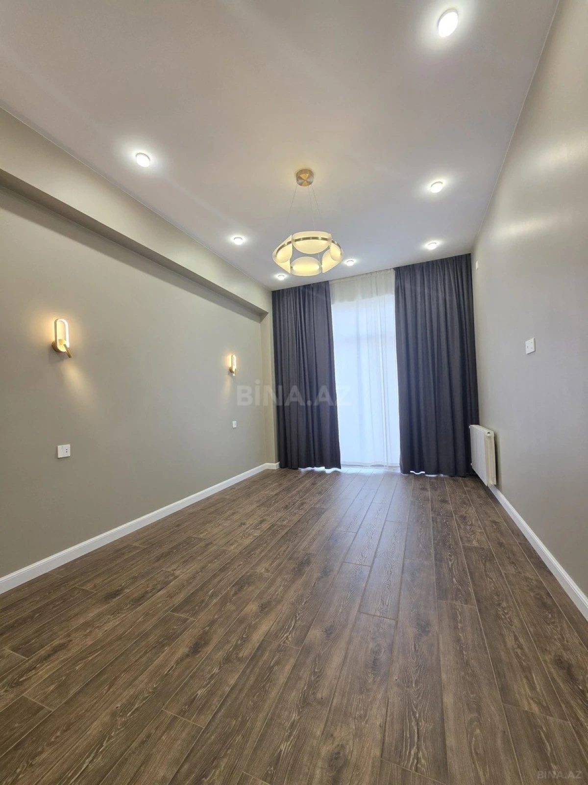 Satılır 2 otaqlı mənzil 65 m²