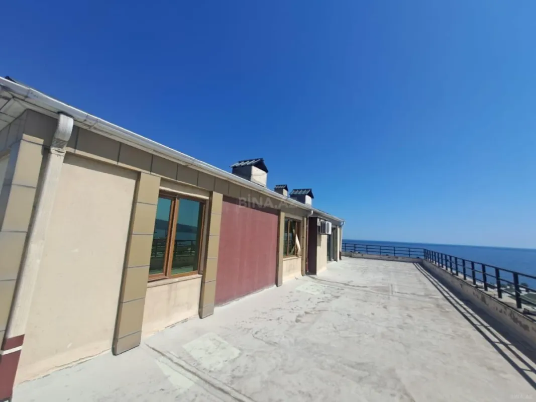 Satılır 5 otaqlı mənzil 840 m²