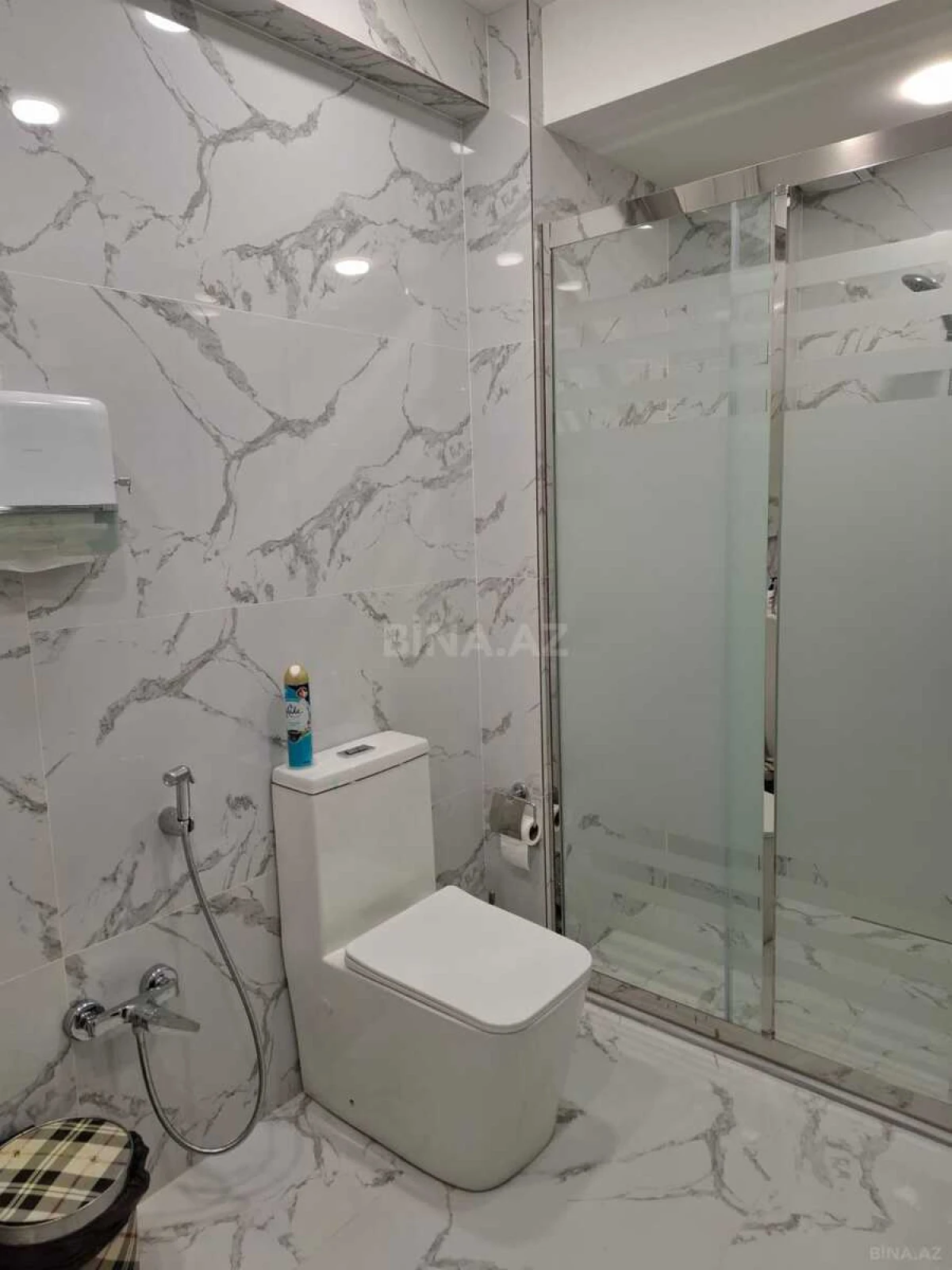 Kirayə verilir 5 otaqlı ofis 160 m²