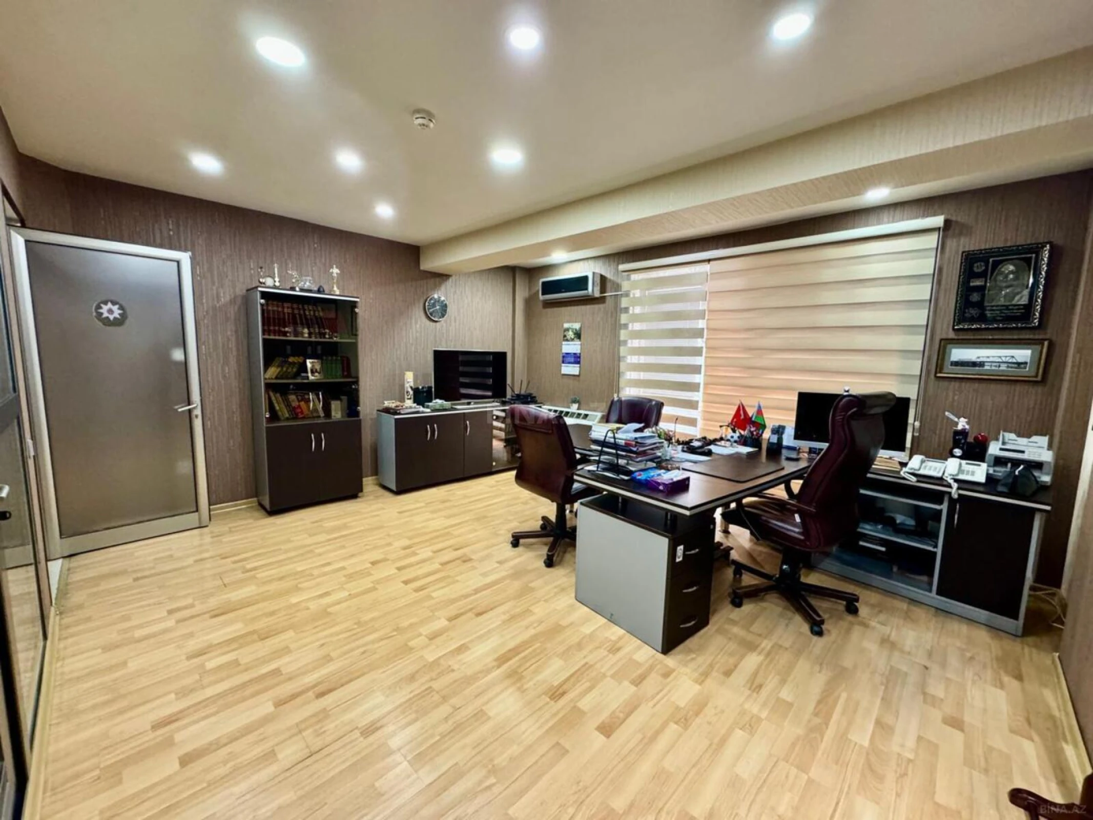 Kirayə verilir 5 otaqlı ofis 160 m²