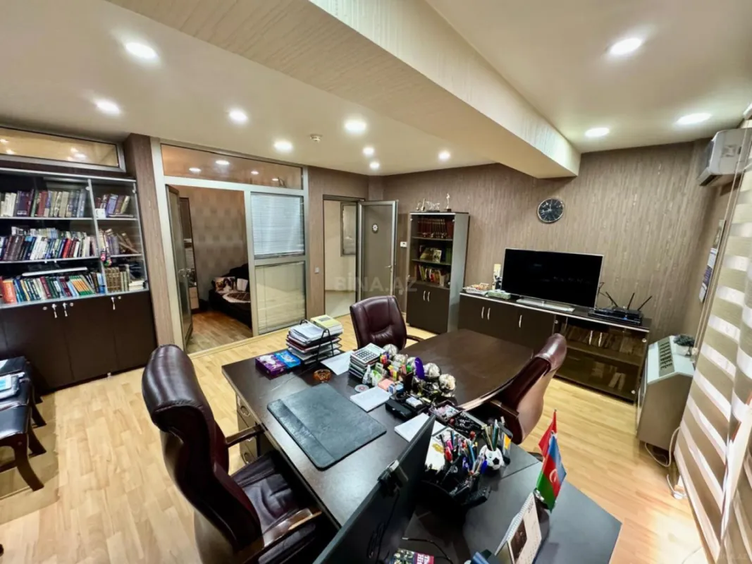 Kirayə verilir 5 otaqlı ofis 160 m²