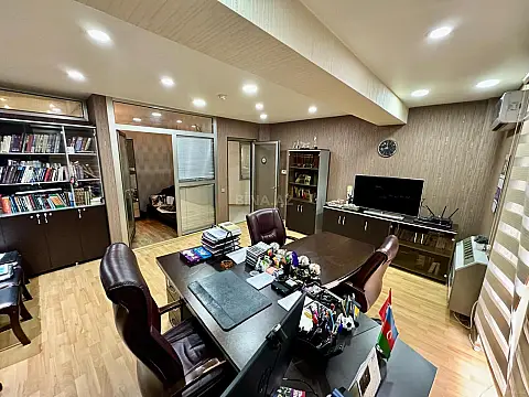 Kirayə verilir 5 otaqlı ofis 160 m²