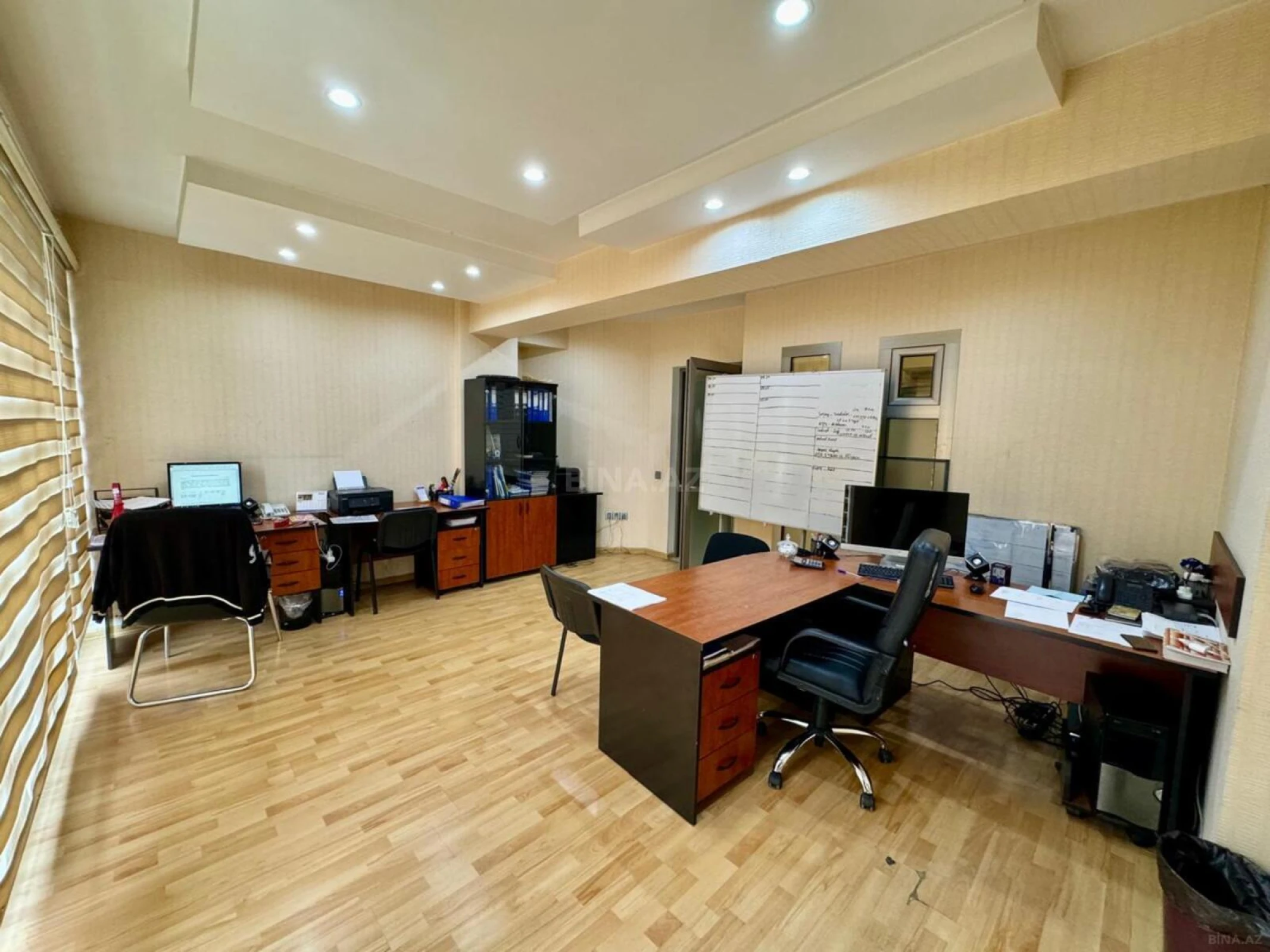 Kirayə verilir 5 otaqlı ofis 160 m²