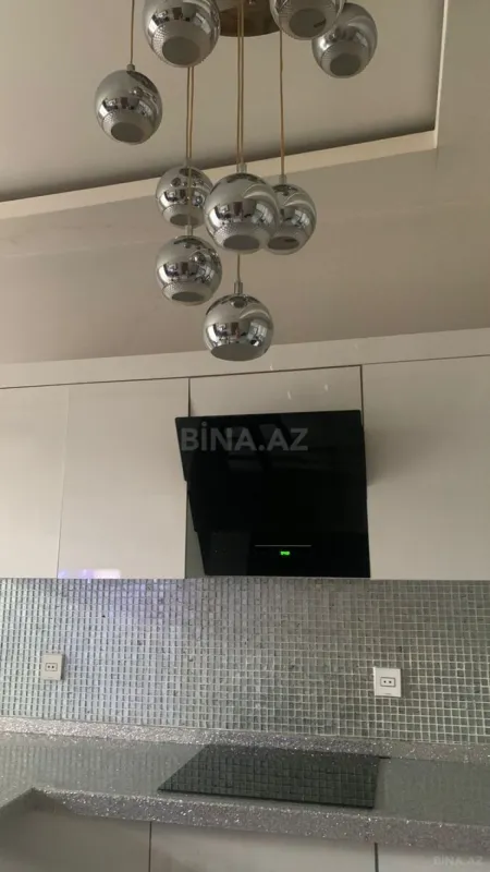 Kirayə verilir 2 otaqlı mənzil 60 m²