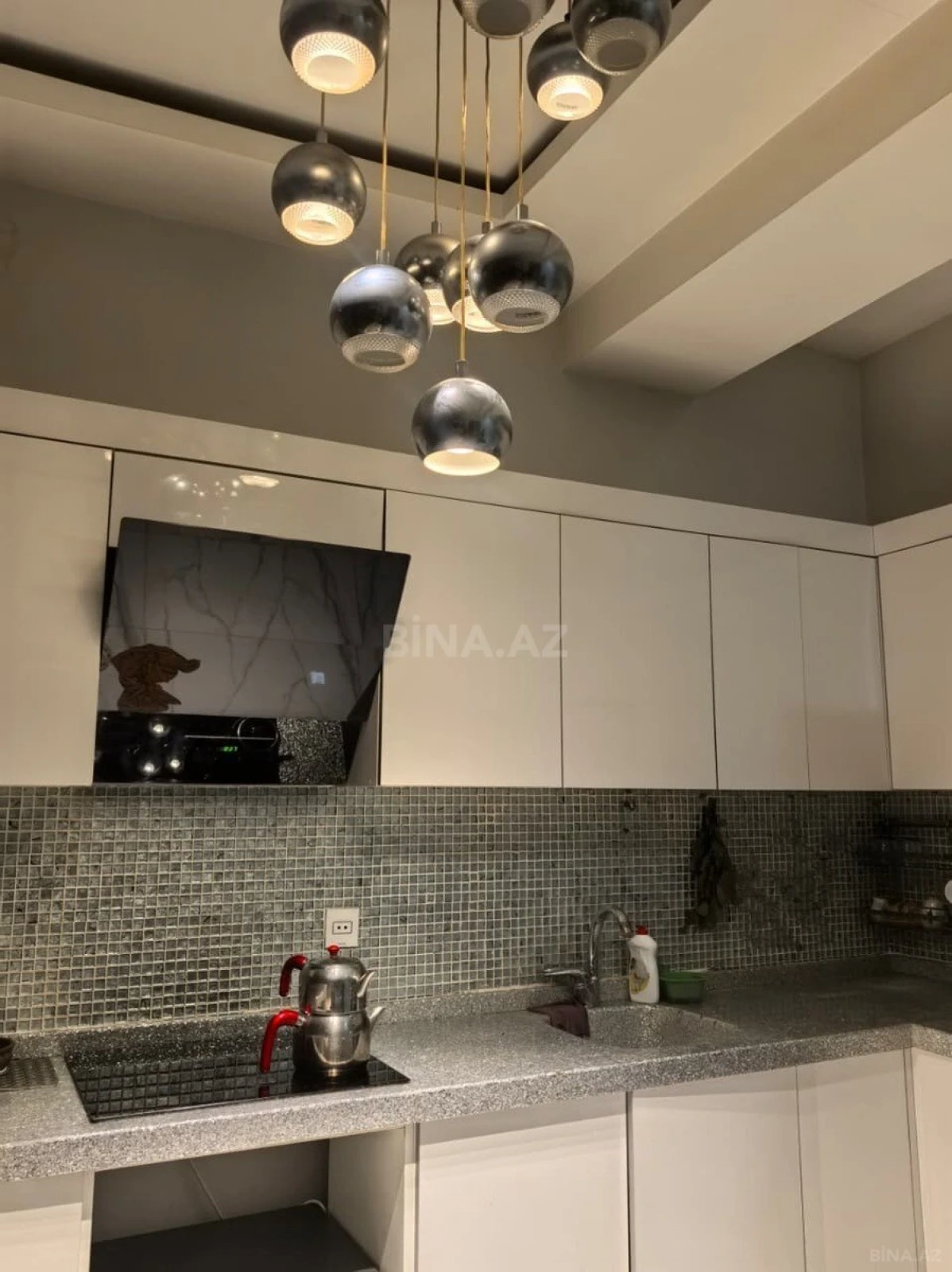 Kirayə verilir 2 otaqlı mənzil 60 m²